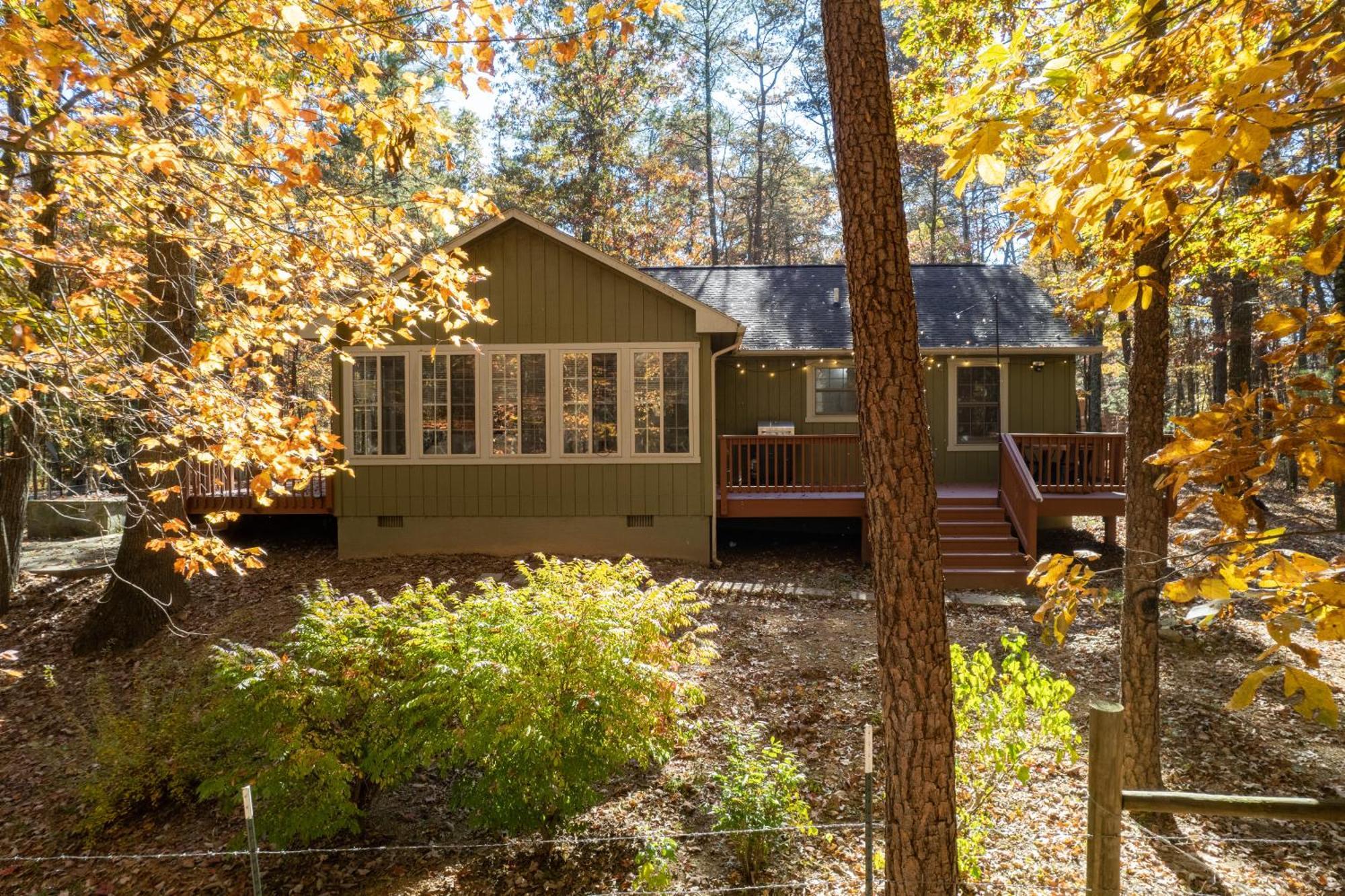 Emerald W/hot Tub, Firepit, Lake, Skiing *